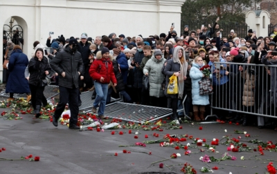 Не менее 16,5 тысячи человек пришли на похороны Алексея Навального по данным «Белого счетчика»